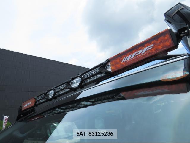 Mitsubishi DELICA 2025-03 8282871-4