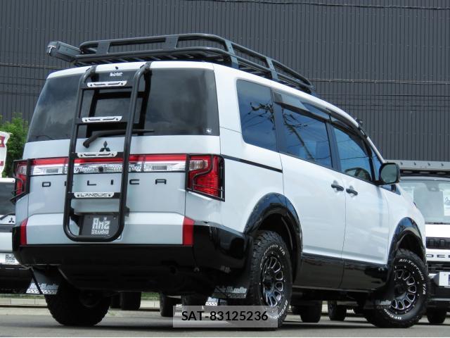 Mitsubishi DELICA 2025-03 8282871-6