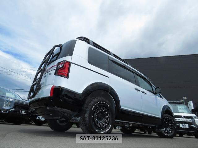 Mitsubishi DELICA 2025-03 8282871-7