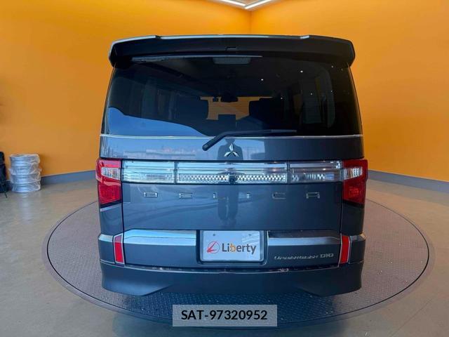 Mitsubishi DELICA 2019-07 8282971-18