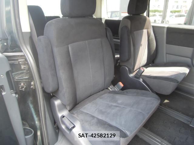 Mitsubishi DELICA 2010-08 8283304-13