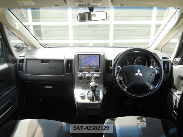 Mitsubishi DELICA 2010-08 8283304-14