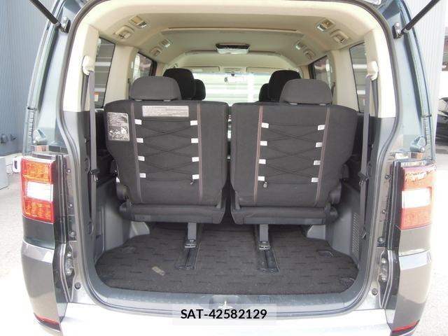 Mitsubishi DELICA 2010-08 8283304-17