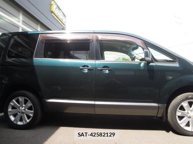 Mitsubishi DELICA 2010-08 8283304-3