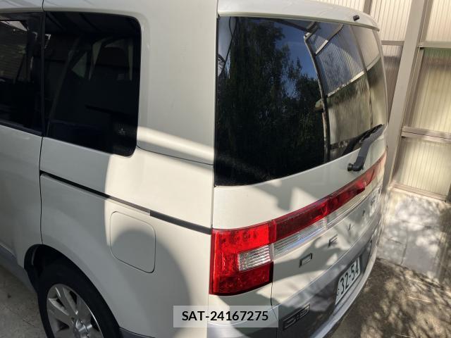 Mitsubishi DELICA 2007-09 8284226-2