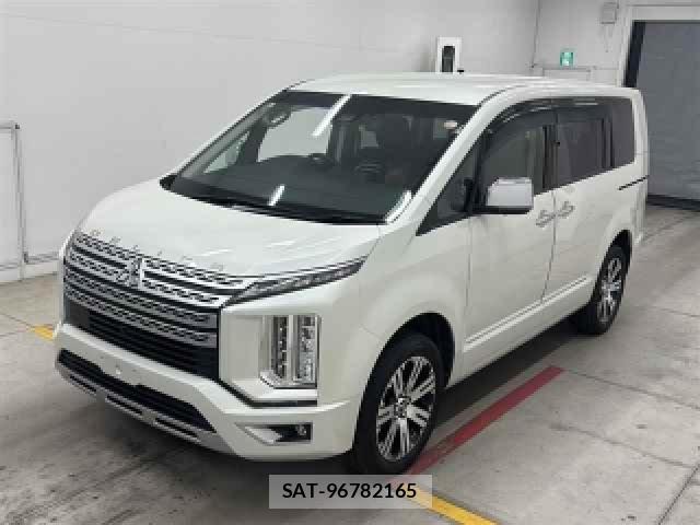 Mitsubishi DELICA 2021-04 8284405-0