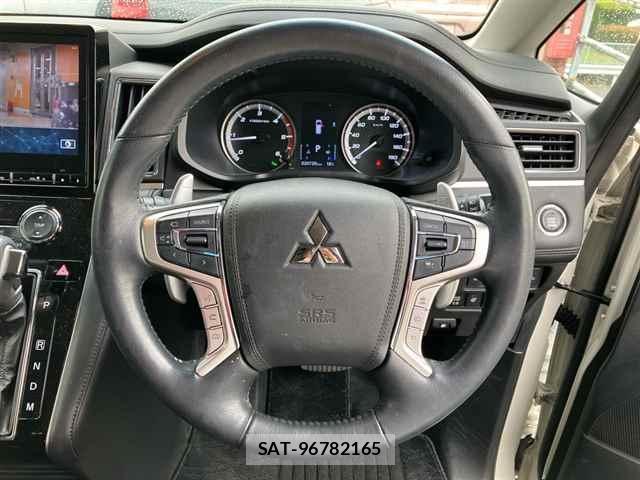 Mitsubishi DELICA 2021-04 8284405-2