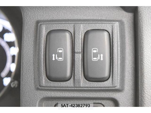 Mitsubishi DELICA 2014-05 8284437-14