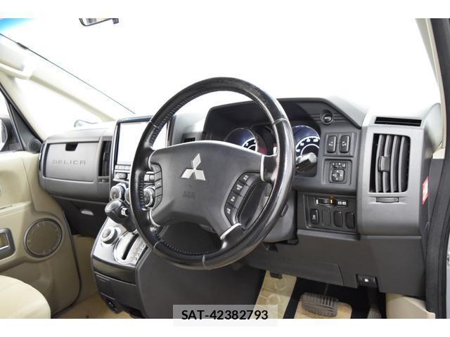 Mitsubishi DELICA 2014-05 8284437-16