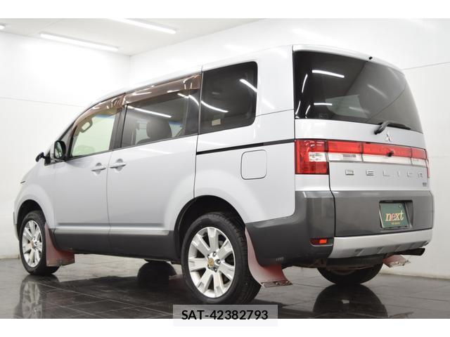Mitsubishi DELICA 2014-05 8284437-9