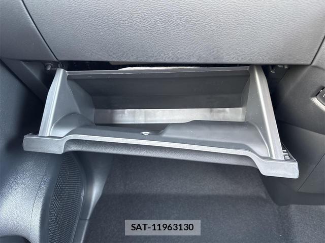 Mitsubishi DELICA MINI 2025-06 8277076-7