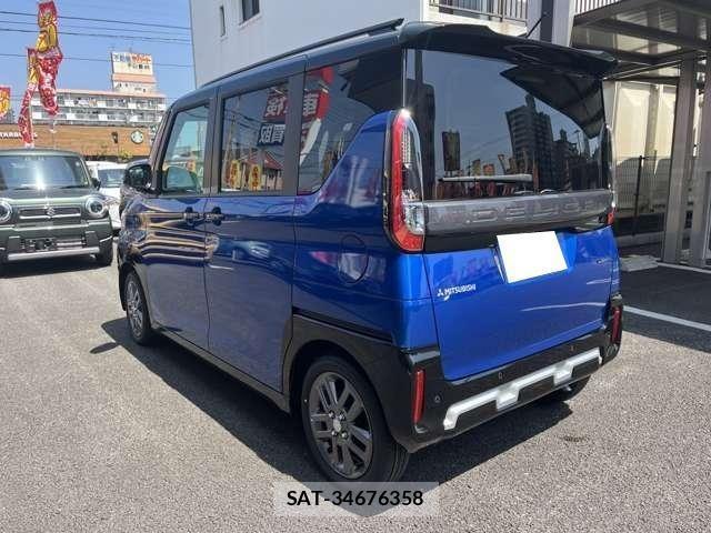 Mitsubishi DELICA MINI 2025-03 8277975-17