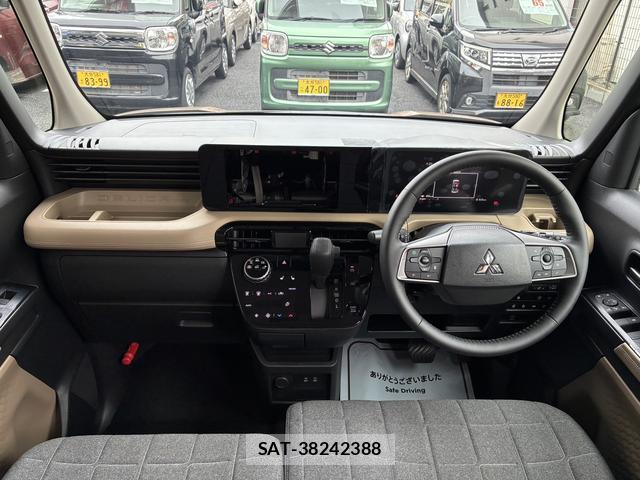 Mitsubishi DELICA MINI 2025-10 8277988-2