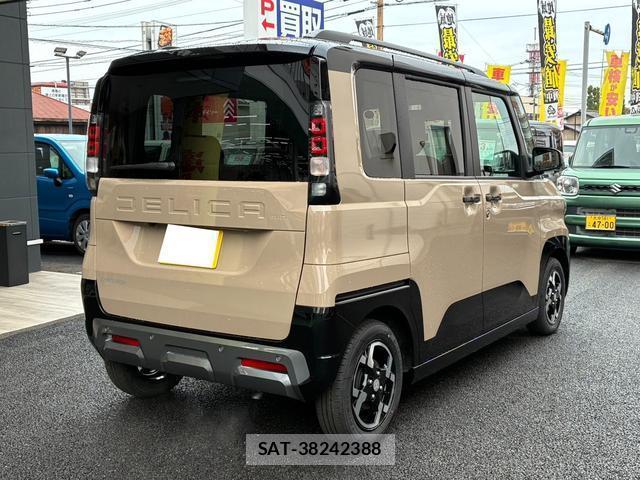 Mitsubishi DELICA MINI 2025-10 8277988-5