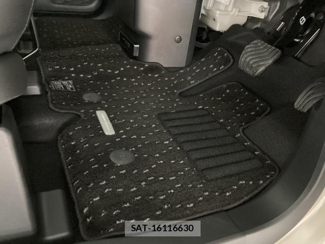 Mitsubishi DELICA MINI 2024-11 8284869-18