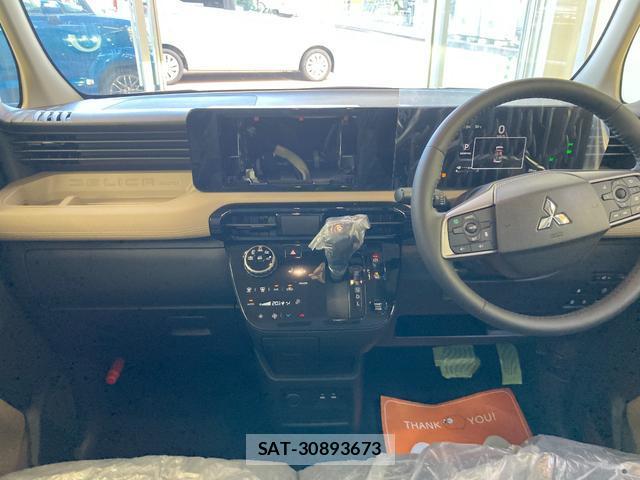 Mitsubishi DELICA MINI 2025-11 8285414-1