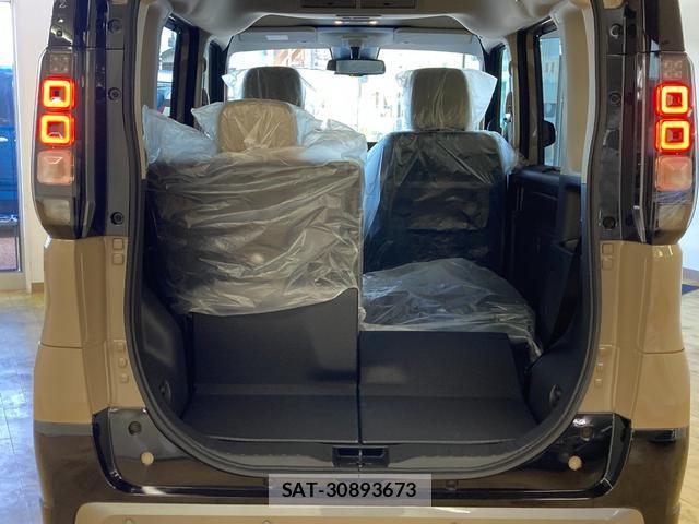 Mitsubishi DELICA MINI 2025-11 8285414-17