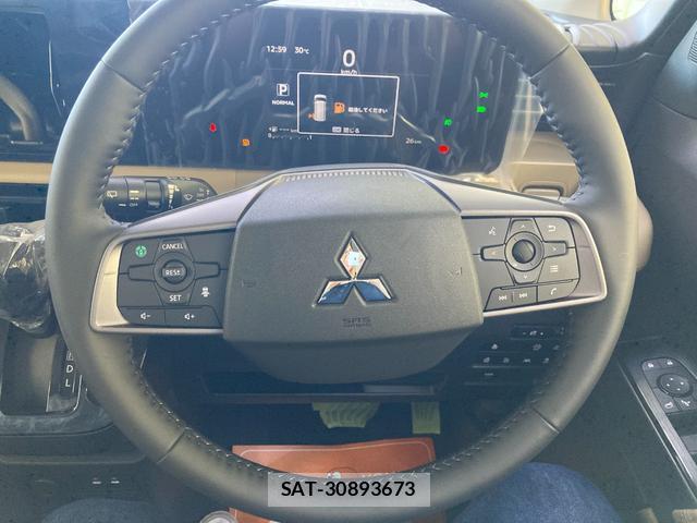 Mitsubishi DELICA MINI 2025-11 8285414-2