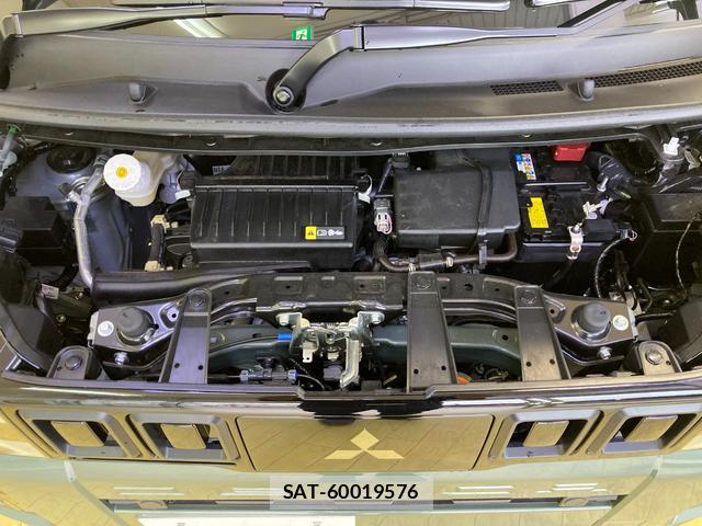 Mitsubishi DELICA MINI 2025-10 8285416-18