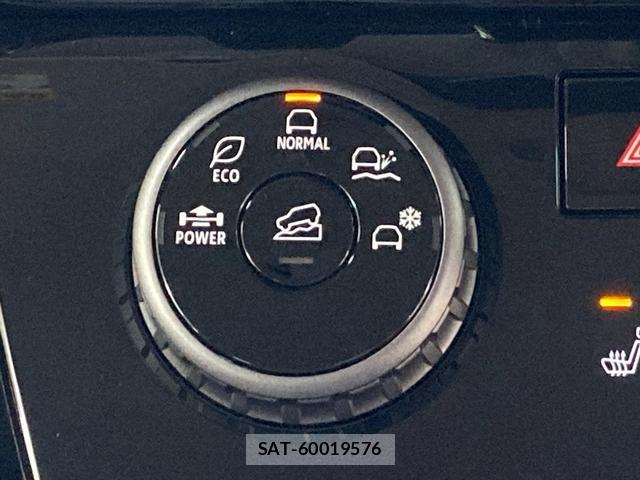 Mitsubishi DELICA MINI 2025-10 8285416-6