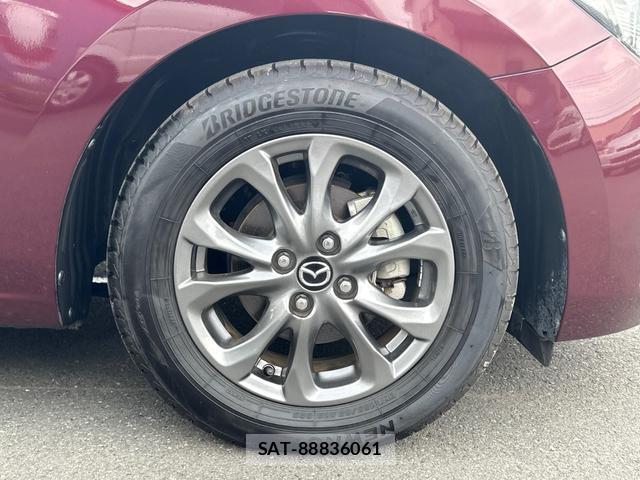 Mazda DEMIO 2019-02 8277774-18