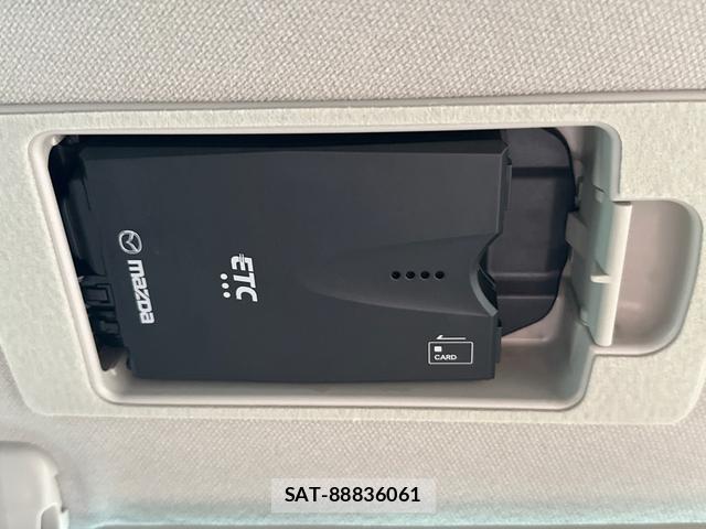Mazda DEMIO 2019-02 8277774-5