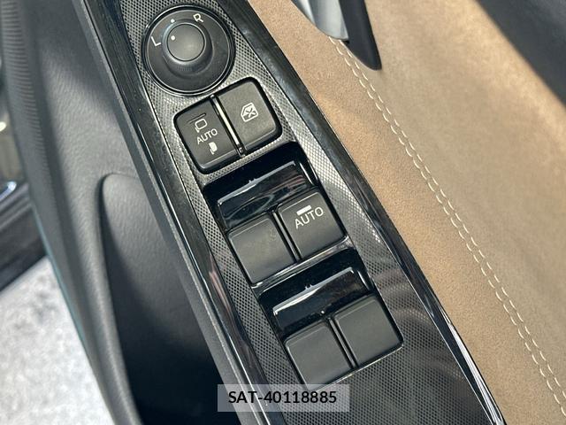 Mazda DEMIO 2017-08 8277793-18