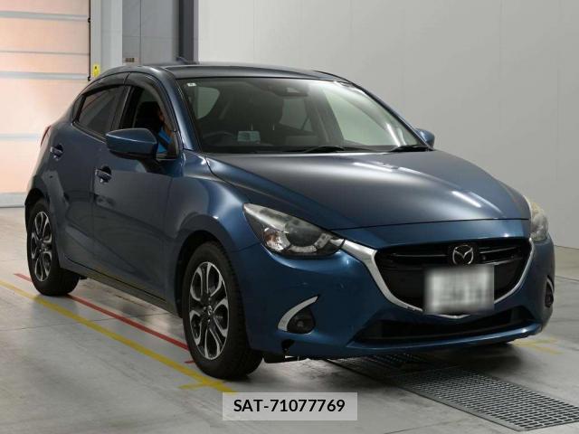 Mazda DEMIO 2018-08 8277913-0