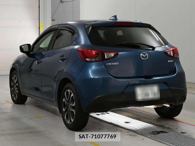 Mazda DEMIO 2018-08 8277913-1