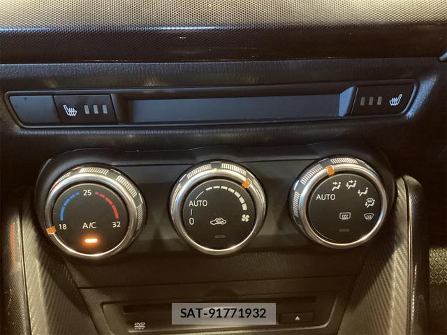 Mazda DEMIO 2016-03 8277963-5