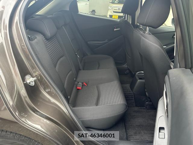 Mazda DEMIO 2019-04 8281192-11