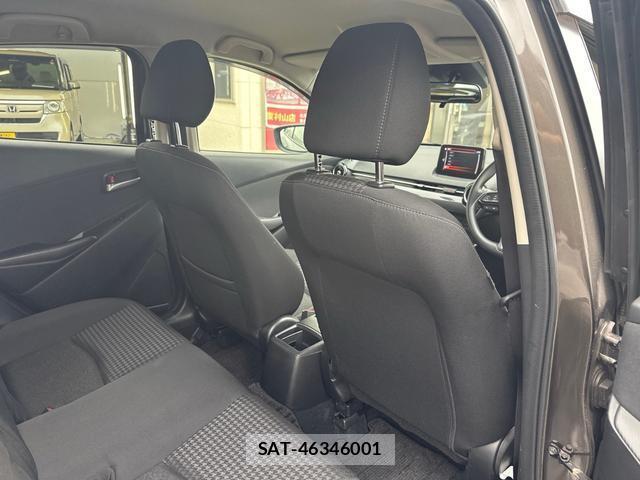 Mazda DEMIO 2019-04 8281192-13