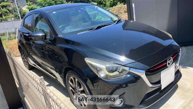 Mazda DEMIO 2015-03 8281944-3