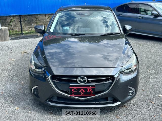 Mazda DEMIO 2017-12 8282564-2