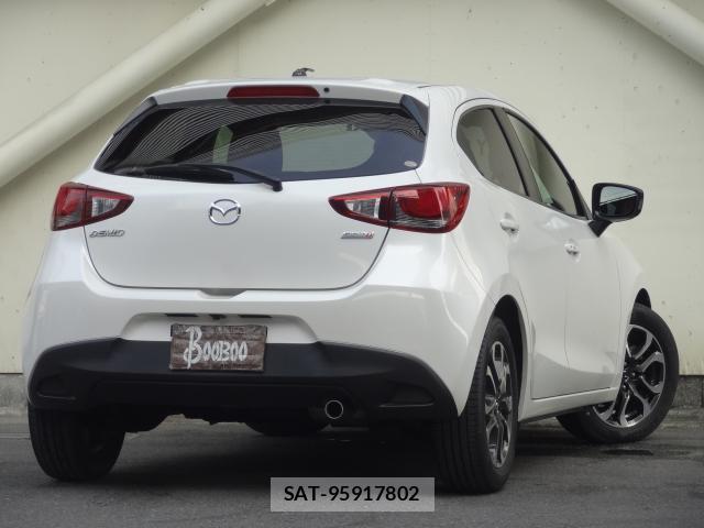 Mazda DEMIO 2015-08 8282942-1