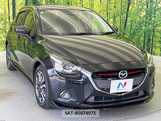 Mazda DEMIO 2015-11 8283025-16