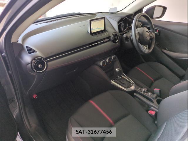 Mazda DEMIO 2015-04 8283708-14