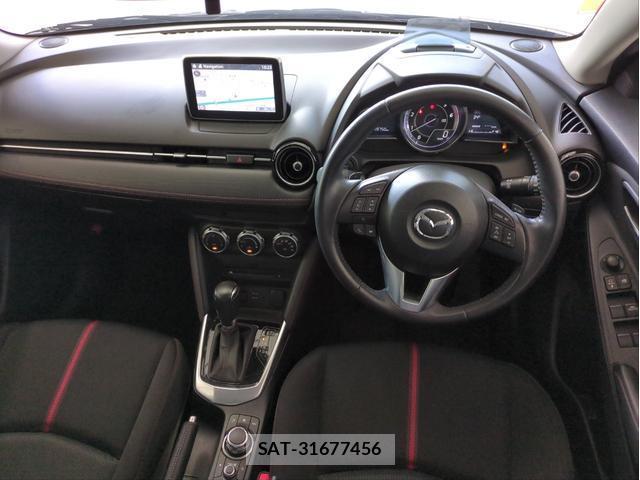 Mazda DEMIO 2015-04 8283708-2
