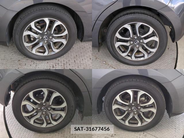 Mazda DEMIO 2015-04 8283708-8