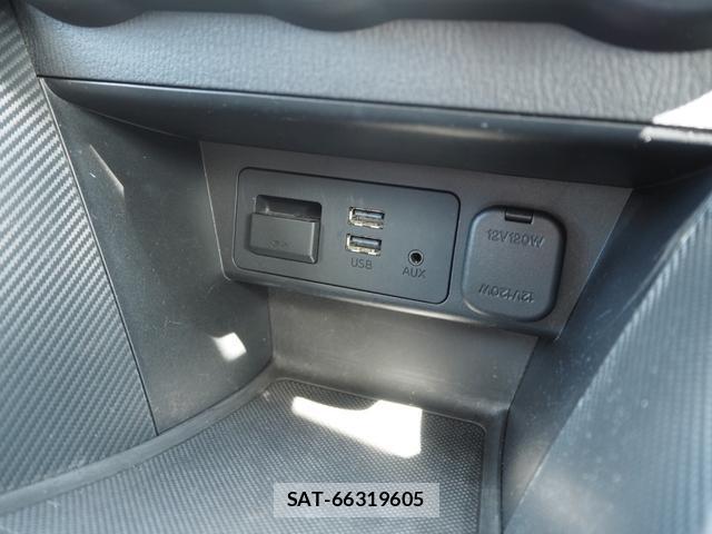 Mazda DEMIO 2014-12 8284160-12