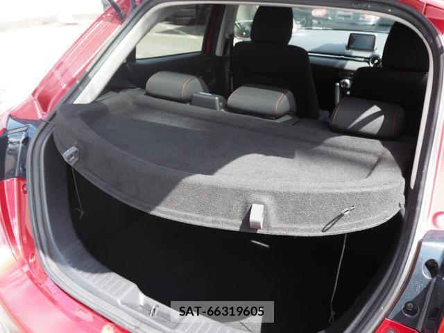 Mazda DEMIO 2014-12 8284160-15