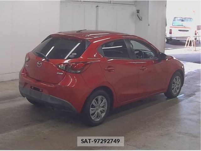 Mazda DEMIO 2015-06 8284766-1