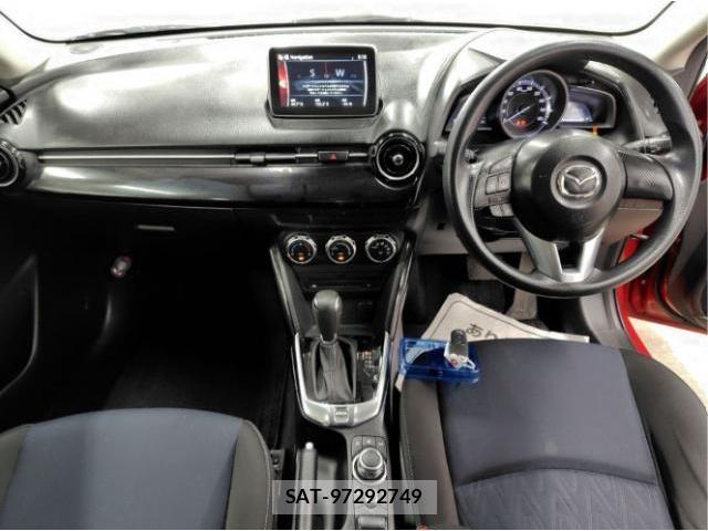 Mazda DEMIO 2015-06 8284766-2