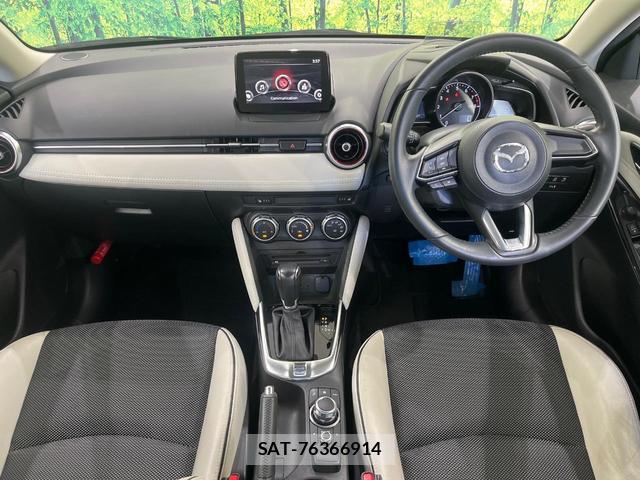 Mazda DEMIO 2018-03 8284935-1