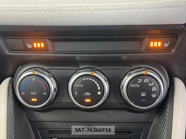 Mazda DEMIO 2018-03 8284935-5
