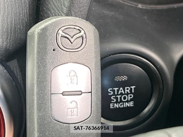 Mazda DEMIO 2018-03 8284935-6
