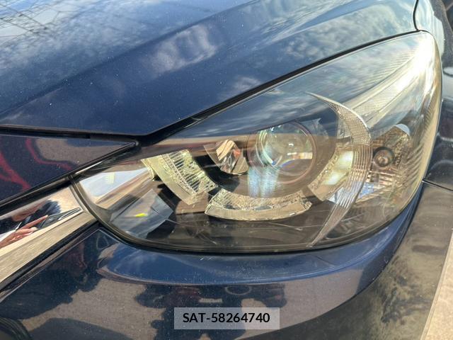 Mazda DEMIO 2016-01 8285448-17