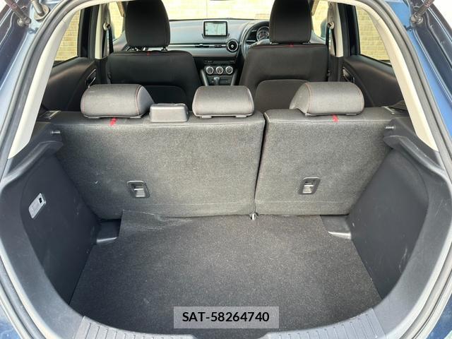 Mazda DEMIO 2016-01 8285448-19