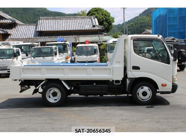 Hino DUTRO 2012-10 8276802-4