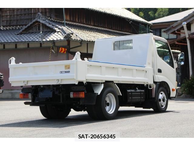 Hino DUTRO 2012-10 8276802-6